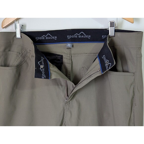 Eddie Bauer Mens Dri-fit Chino Pants 38x30 Beige Flex Stretch Water Resistant - Picture 9 of 13